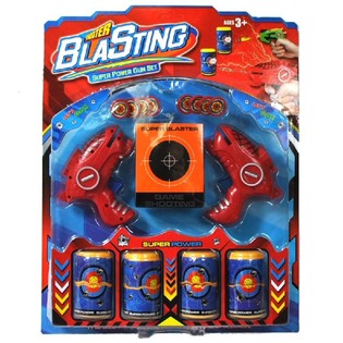 Gioco del tiro al barattolo con lanciatore su card