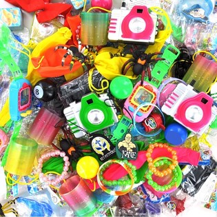 Sacchetto Mix Giocattoli per Pesca di Beneficenza (144 pz.)
