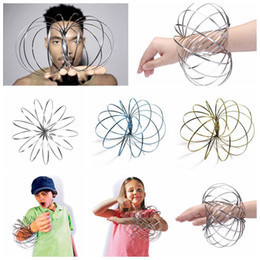 **RAGE 2018** Magic Rings / Flow Rings - Anello Magico 3D Cinetico - MULTI COLOR | SU SCHEDA (10 pz.)